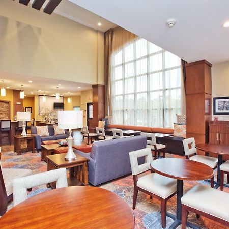 Staybridge Suites Austin South Interstate Hwy 35 By Ihg Eksteriør billede