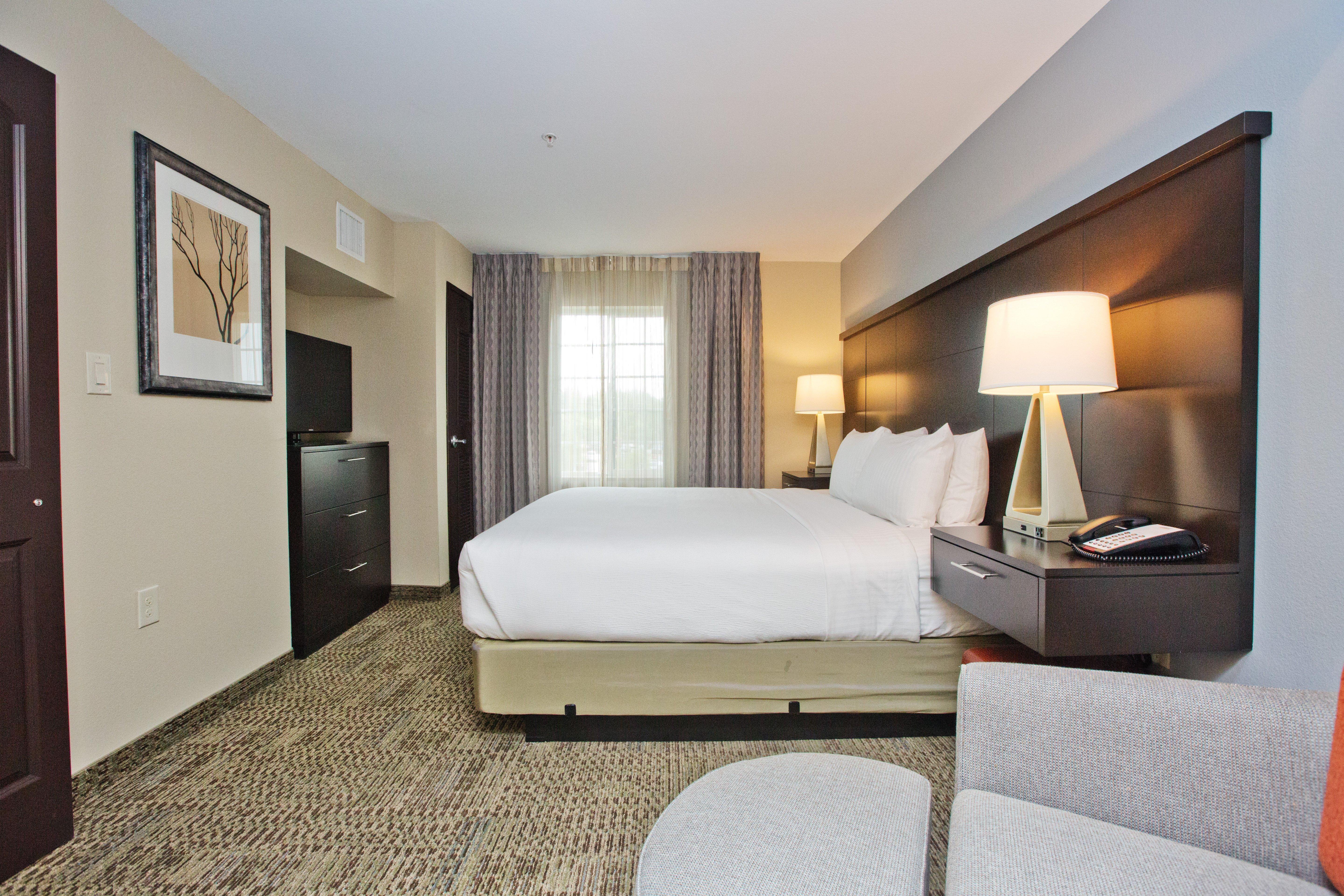Staybridge Suites Austin South Interstate Hwy 35 By Ihg Eksteriør billede