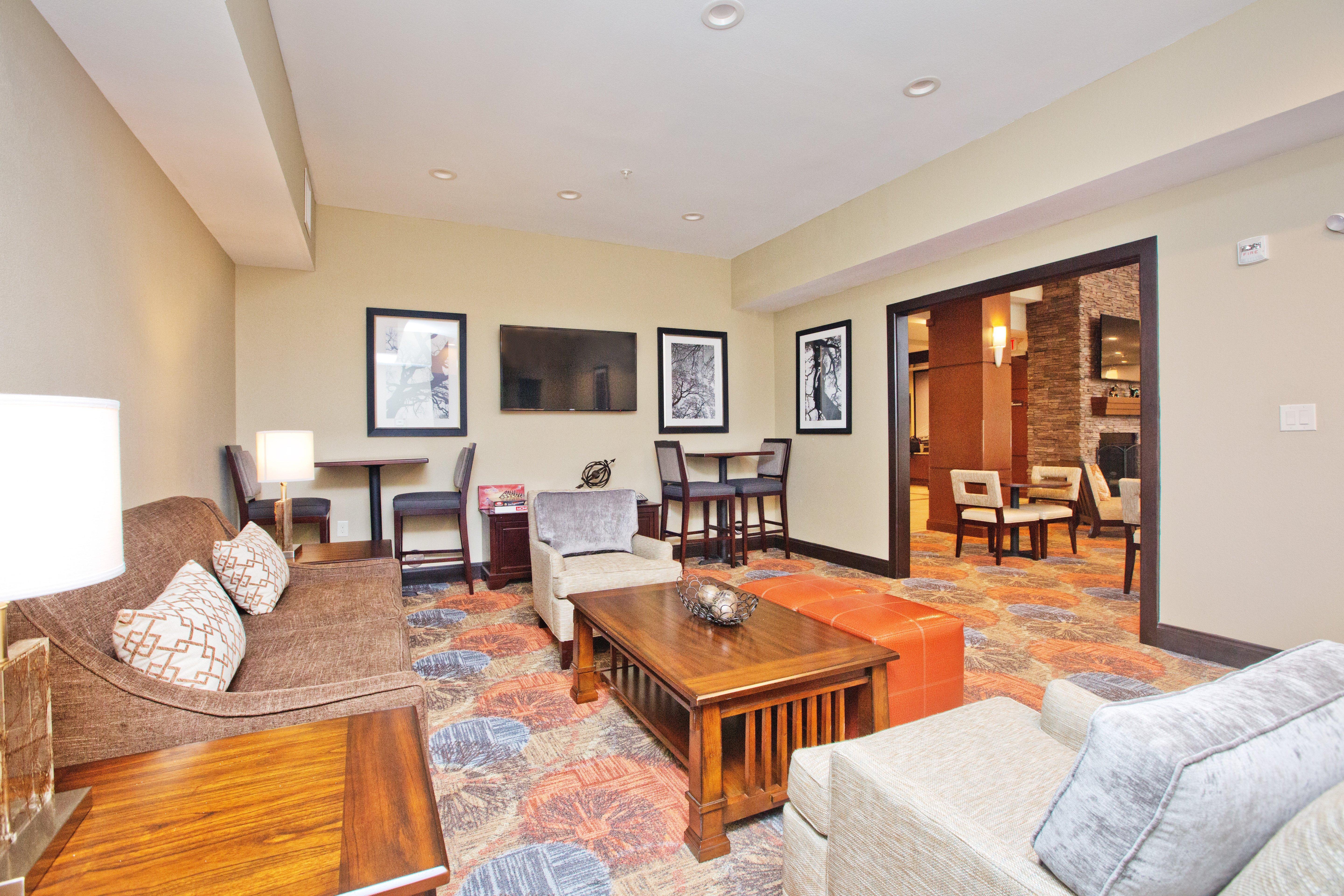 Staybridge Suites Austin South Interstate Hwy 35 By Ihg Eksteriør billede