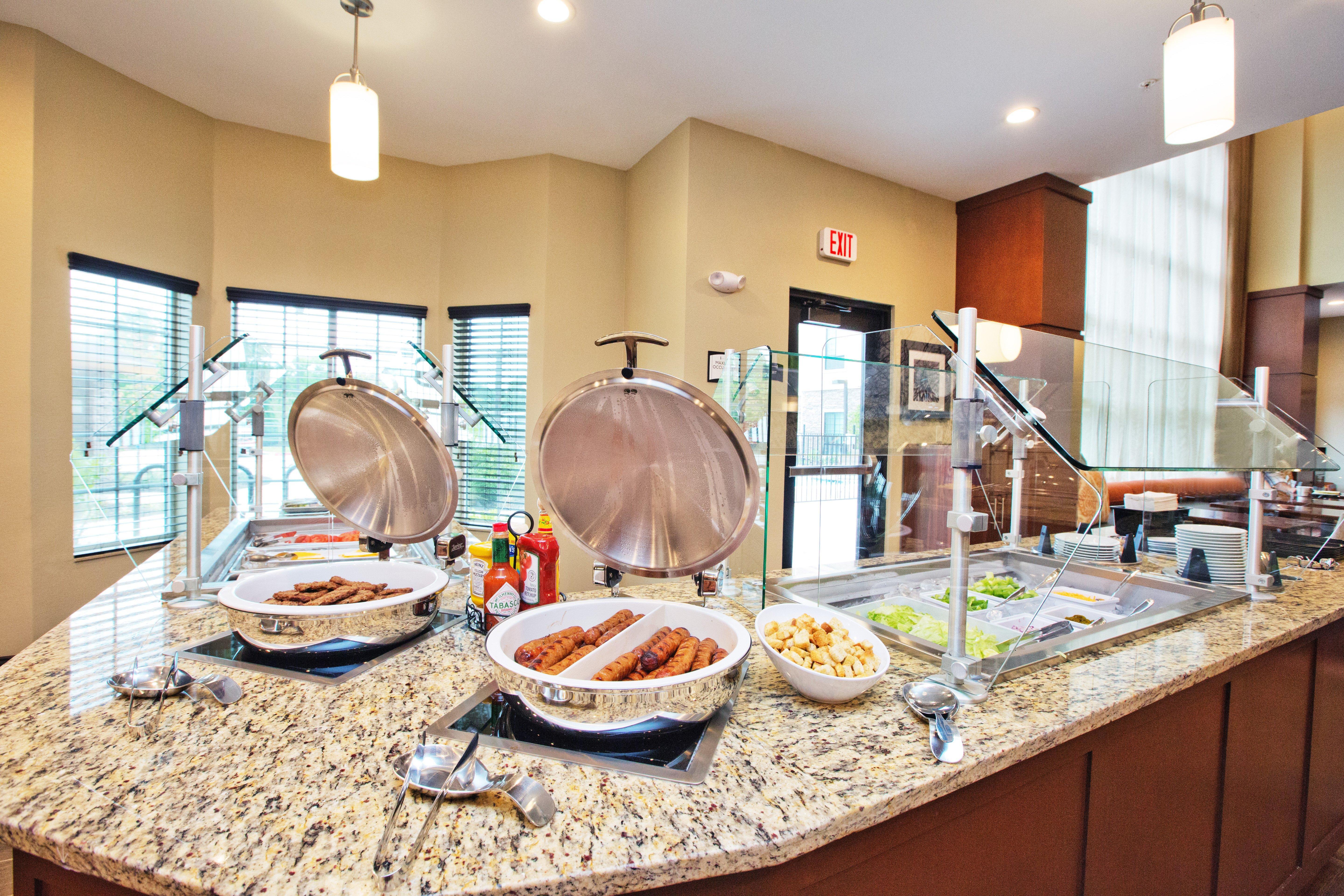 Staybridge Suites Austin South Interstate Hwy 35 By Ihg Eksteriør billede
