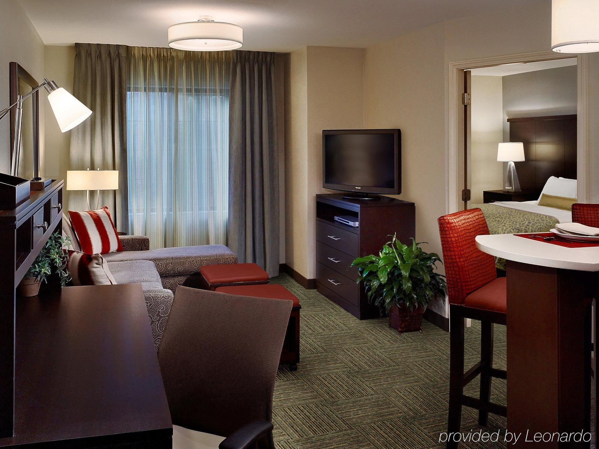 Staybridge Suites Austin South Interstate Hwy 35 By Ihg Eksteriør billede