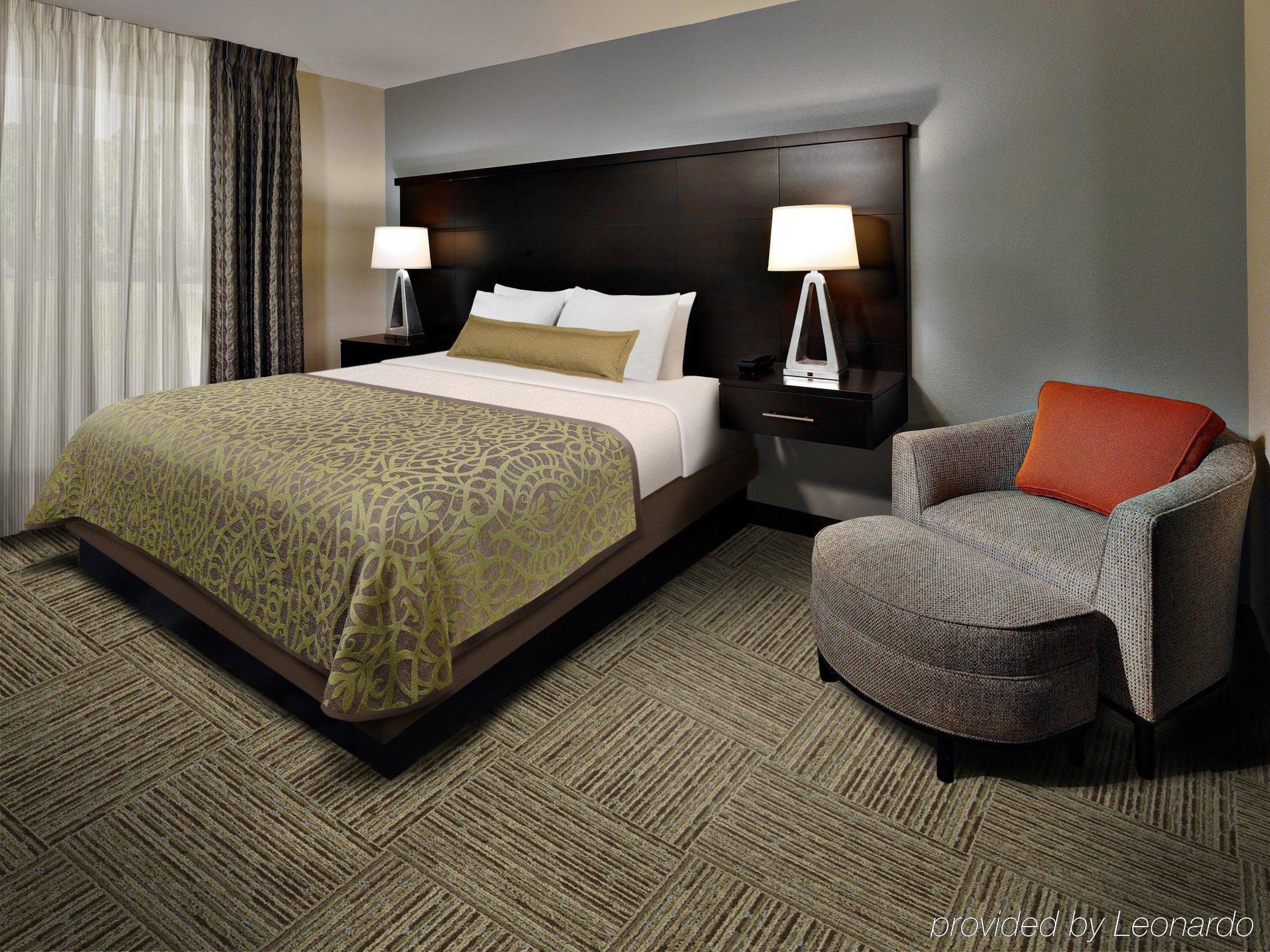 Staybridge Suites Austin South Interstate Hwy 35 By Ihg Eksteriør billede