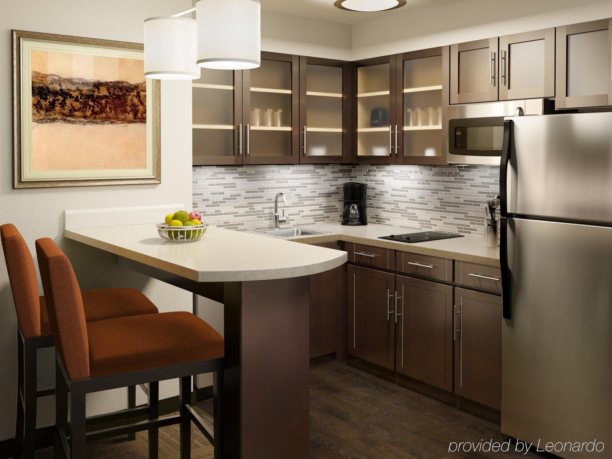 Staybridge Suites Austin South Interstate Hwy 35 By Ihg Eksteriør billede