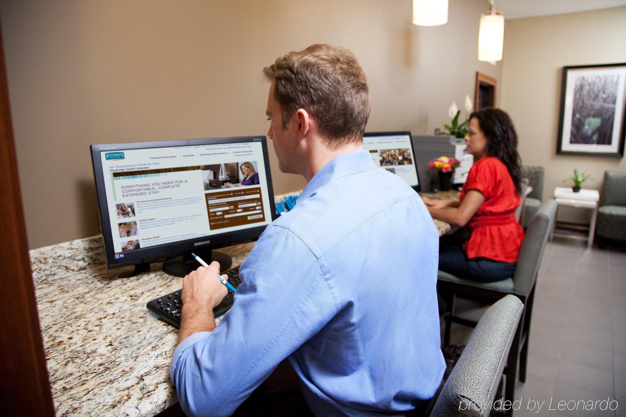 Staybridge Suites Austin South Interstate Hwy 35 By Ihg Eksteriør billede